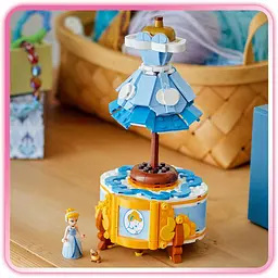 Конструктор LEGO Disney Princess Сукня Попелюшки 474 деталі (43266) - мініатюра 7