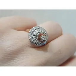 Золоте кільце Qvaliz з діамантами. 8В410158536/10 18 - мініатюра 2