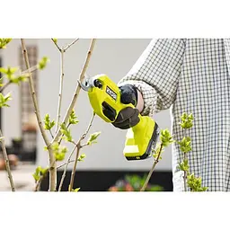 Секатор акумуляторний Ryobi RY18SCA-0 18В ONE+ без АКБ та ЗП 5133005024 - мініатюра 9