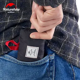 Килимок для пікніка водостійкий надлегкий Naturehike Moisture Picnic Mat NH17D050-B, 145x100 см, чорний - мініатюра 2