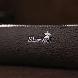 Матова шкіряна ключниця Shvigel 16545 коричнева - мініатюра 7