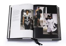 Chanel Catwalk. The Complete Collections - мініатюра 4