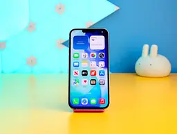 Смартфон Apple iPhone 13 Pro Max 256GB Gold (MLLD3) Б/В [173376] - мініатюра 2