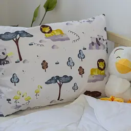 Подушка ТЕП Little Friends Happy Forest 40 x 60 см (3-04747_33912) - мініатюра 2