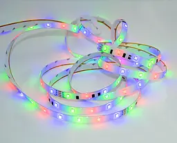 Світлодіодна стрічка RGB 3528, 4.5 м, біла, з пультом і блоком живлення - мініатюра 2