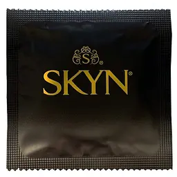 Безлатексні презервативи меншого розміру Skyn Close Feel