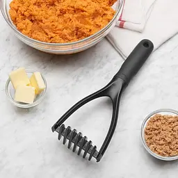 Картоплем'ялка нейлонова OXO Good Grips 28х10 см чорна (77891) - мініатюра 4
