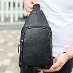Чоловіча сумка з натуральної шкіри 18х31х7 через плече Tiding Bag 34091 чорна 18 см
