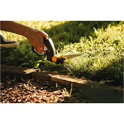 Ножиці для трави Fiskars GS42 з cерво-системою (1000589) - мініатюра 13