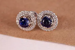 Сережки гвоздики з білого золота з сапфірами S-0034