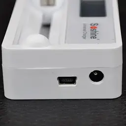 Зарядний пристрій для акумуляторів Soshine SC-S7 з LCD дисплеєм - мініатюра 2