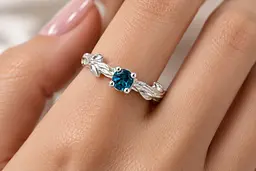 Золота каблучка «Гілочка» з топазом London Blue К-0848 15.5 - мініатюра 6