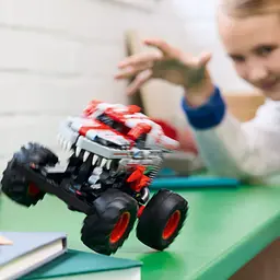 Конструктор LEGO Technic Monster Jam ThunderROARus з інерційним двигуном, 232 деталі (42200) - мініатюра 8