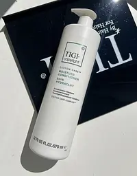 Зволожуючий кондиціонер для відновлення сухого волосся Tigi Copyright Custom Care Moisture Conditioner, 970 мл