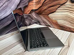 Ноутбук Apple MacBook Air 13.6" 2022 M2/24/512 (L3969K2D0Y) Б/в - мініатюра 4