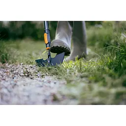 Підрізувач для газонних кромок Fiskars OneClick 20 см (1080689) - мініатюра 3