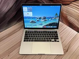Ноутбук Apple MacBook Pro 13" 2020 i7-1068NG7/32/512 (C02F613BML87) Б/в