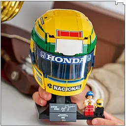 Конструктор LEGO Editions Formula 1 Шолом Айртона Сенни 931 ел. (43024) - мініатюра 12