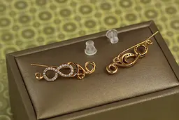 Сережки кафи Xuping Jewelry розпис 2.8 см золотисті - мініатюра 3