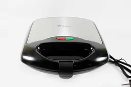 Вафельниця Domotec MS 7705 для створення пишних вафель вдома - мініатюра 3