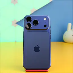 Смартфон Apple iPhone 17 Pro 256GB Deep Blue (MG8J4) Б/У [175121]