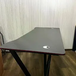 Ігровий комп’ютерний стіл 120×60×74,5 см чорний для ПК і ноутбука - мініатюра 4