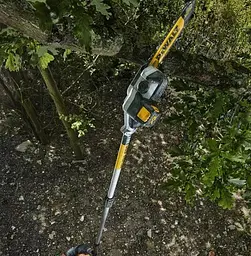 Висоторіз акумуляторний DeWalt зі штангою з АКБ та ЗУ DCMPS567P1 - мініатюра 7