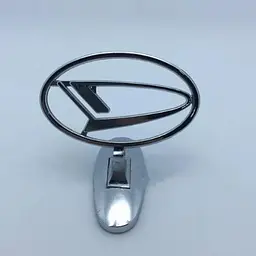 Емблема на капот DAIHATSU Хромована лита на скотчі (заводська)