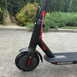 Електросамокат GIANT M365 PRO 500W 10.4Ah чорний , складний з перфорацією колес (2025 рік) - мініатюра 7