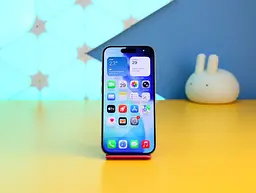 Смартфон Apple iPhone 15 Pro 128GB Natural Titanium (MTUX3) Б/В [172813] - мініатюра 2