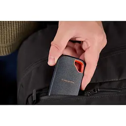 Зовнішній SSD накопичувач SanDisk Extreme Portable V3 1TB (SDSSDE70-1T00-G25) [163828] - мініатюра 6