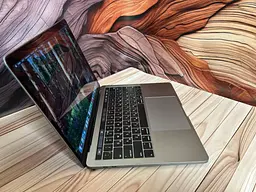 Ноутбук Apple MacBook Pro 13" A1989 i7-8559U/16/500 (C02XJ0RFJHD2) Б/в - мініатюра 4