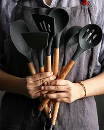 Кухонний набір Silikone Kitchen Set чорний з силікону з бамбуковою ручкою з 12 предметів - мініатюра 3