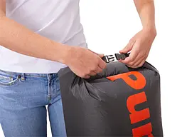 Великий гермомішок для речей та насос два в одному 100L Delta-Sport PumpBag сірий - мініатюра 5
