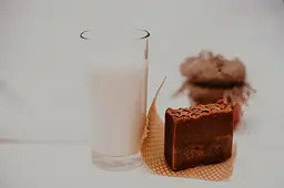Мило Мед з молоком Dushka 100 г - мініатюра 2