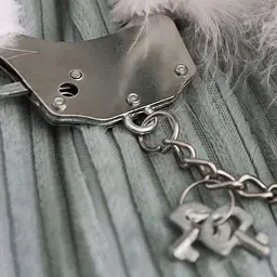 Наручники металеві Adrien Lastic Handcuffs Black - мініатюра 2