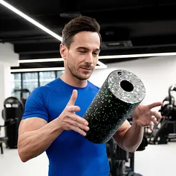 Масажний ролик Gymtek для йоги та фітнесу EPP 30*15см чорно-зелений - мініатюра 6