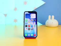 Смартфон Apple iPhone 13 128GB Midnight (MLPF3) Б/В [170894] - мініатюра 2