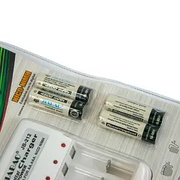 Зарядний комплект PowerBox CH-212, пристрої для акумуляторів з батареями AA та AAA Ni-MH - мініатюра 6