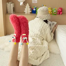 Носки детские пушистые в форме малиновой гусеницы One Size 4219 - миниатюра 2
