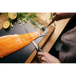 Ніж філейний Fiskars Essential 18 см (1065567) - мініатюра 4