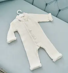 Дитячий демісезонний в'язаний набір 2 предмета комбінезон з пінетками Tender розмір 62-68 см Kid's Fantasy Молочний