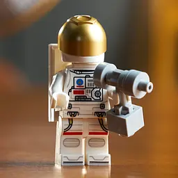 Конструктор LEGO Icons Космічний телескоп «Габбл» (11382) - мініатюра 17