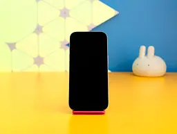 Смартфон Apple iPhone 16 Pro 256GB White Titanium (MYNJ3) Б/У [175230] - мініатюра 4