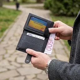 Портмоне для чоловіків з натуральної зернистої шкіри BOND 22055 чорний - мініатюра 2