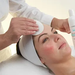 Тонік для обличчя оновлюючий Christina Unstress 2 Revitalizing Toner 300 мл - мініатюра 4