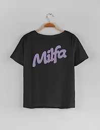 Чорна жіноча футболка "Milfa" XXXL