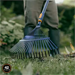 Набір Fiskars OneClick металеві віялові граблі та ручка L (1080714) - мініатюра 3