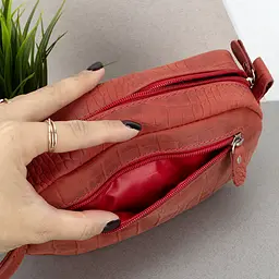 Косметичка жіноча шкіряна HandyCover HC0029 червона з ручкою - мініатюра 4