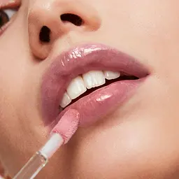 Блиск для губ Revlon Super Lustrous Lipgloss відтінок 306 (Taupe Luster) 3.8 мл (543308) - мініатюра 3